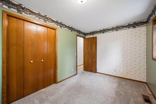521 Park Avenue, Big Lake, MN 55309
