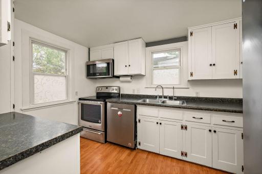 2745 Hampshire Avenue S, Saint Louis Park, MN 55426