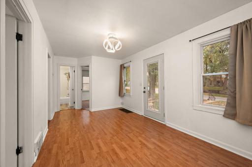 2745 Hampshire Avenue S, Saint Louis Park, MN 55426