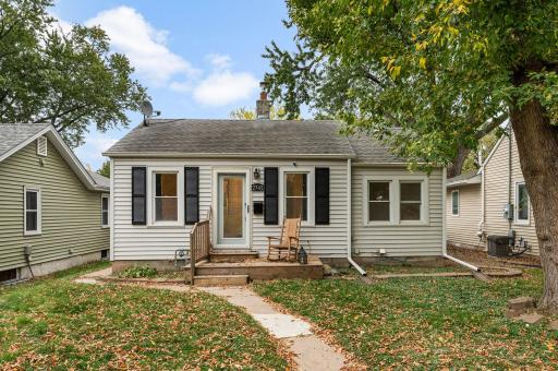 2745 Hampshire Avenue S, Saint Louis Park, MN 55426
