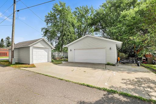 250 3rd Avenue NW, Milaca, MN 56353