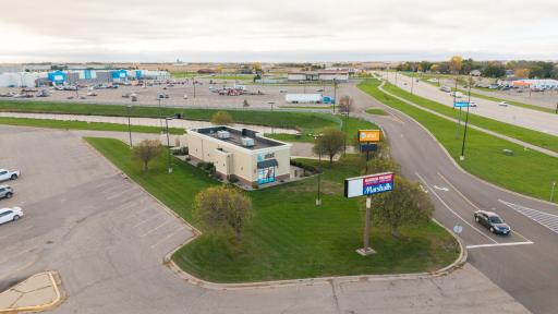 1201 E Main Street, Marshall, MN 56258