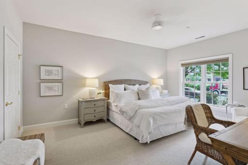 5000 Halifax Avenue S, 107, Edina, MN 55424