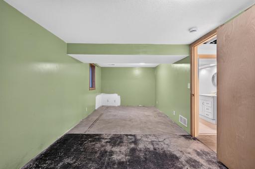 9218 Portland Avenue S, Bloomington, MN 55420