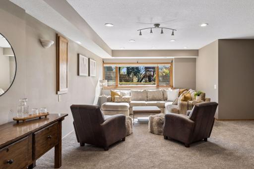 16553 Northwood Road NW, Prior Lake, MN 55372
