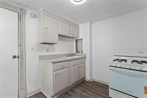 1827-1829 Saint Anthony Avenue, Saint Paul, MN 55104