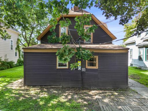 1827-1829 Saint Anthony Avenue, Saint Paul, MN 55104
