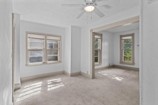 Dining room area with open access to the living area
