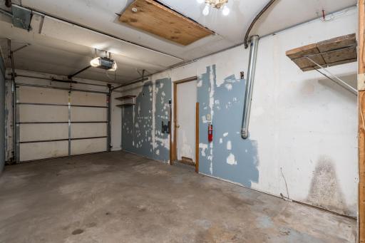 105- Jay Street, Le Sueur, MN 56058