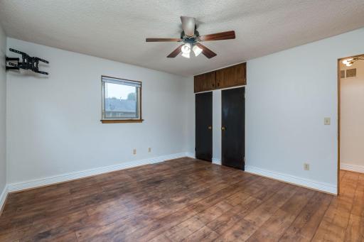 105- Jay Street, Le Sueur, MN 56058