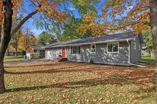 817 Sunset Lane, River Falls, WI 54022