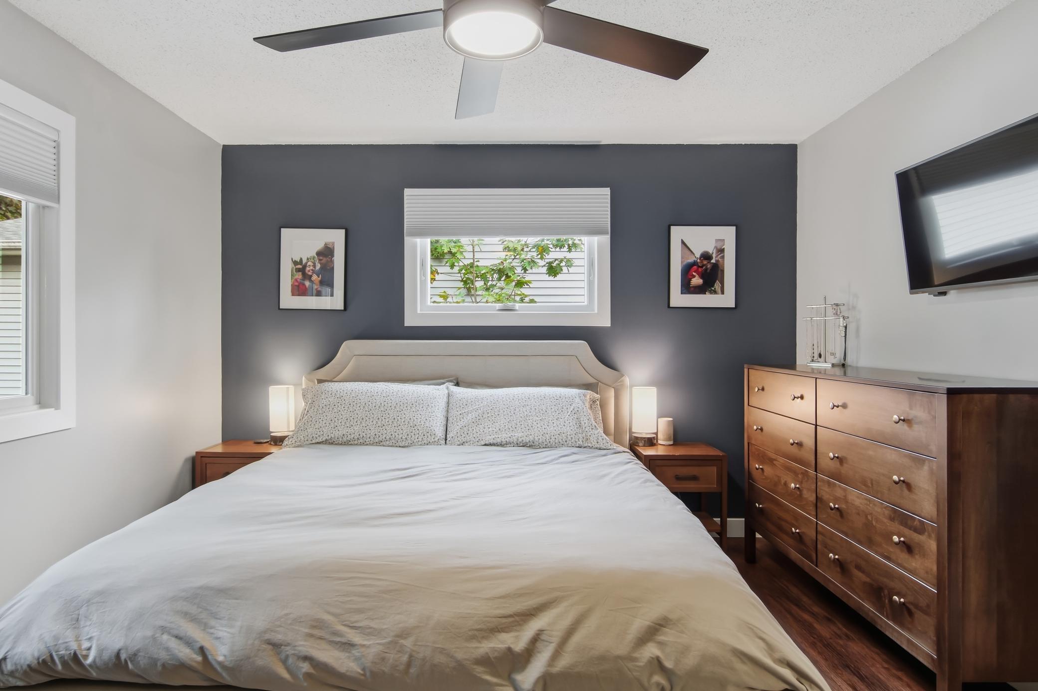 06-PrimaryBedroom-2-jpg.jpg