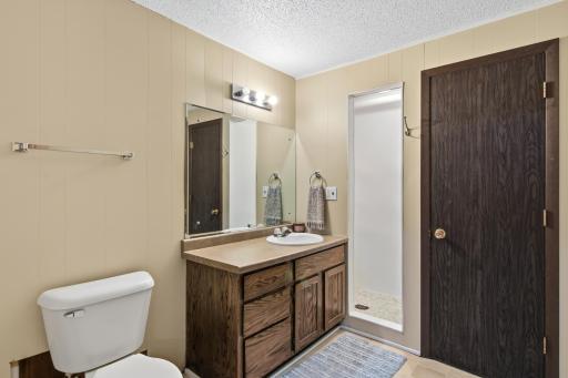 817 Sunset Lane, River Falls, WI 54022