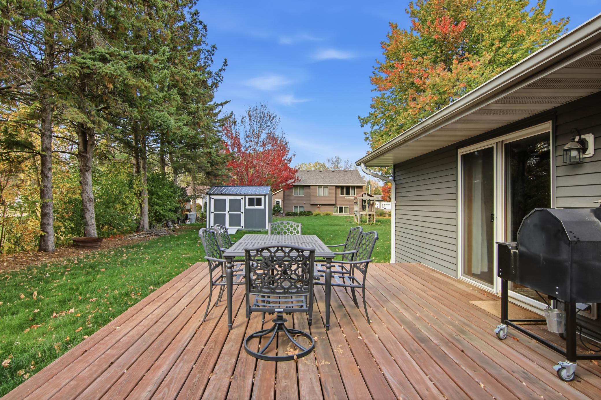 19-Backyard-6-jpg.jpg