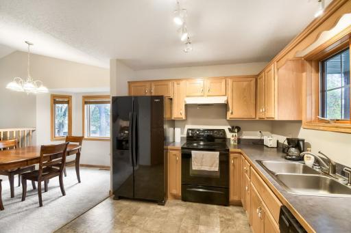 13090 10th Avenue N, Zimmerman, MN 55398