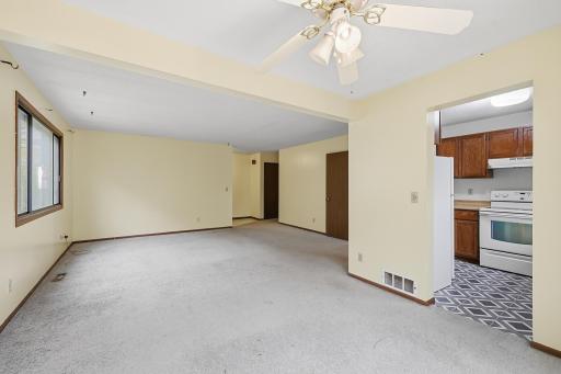 326 Morningside Circle, Saint Paul, MN 55119