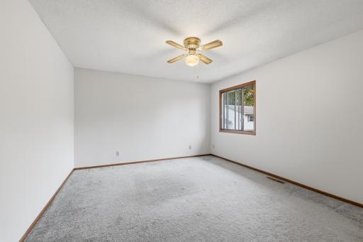 326 Morningside Circle, Saint Paul, MN 55119