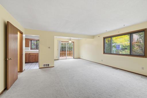 326 Morningside Circle, Saint Paul, MN 55119