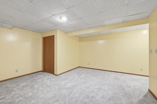 326 Morningside Circle, Saint Paul, MN 55119