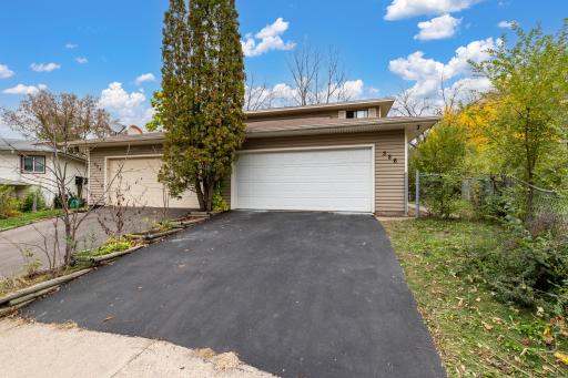 326 Morningside Circle, Saint Paul, MN 55119