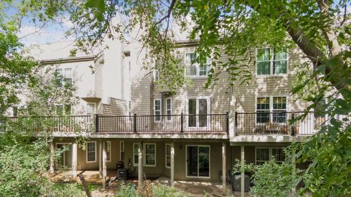 1640 Rose Hill Circle, Saint Paul, MN 55108