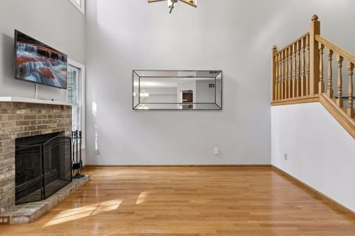 1640 Rose Hill Circle, Saint Paul, MN 55108