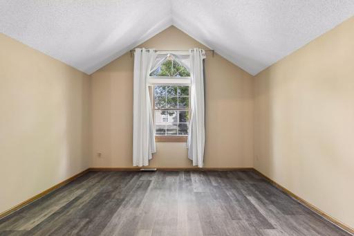 1640 Rose Hill Circle, Saint Paul, MN 55108