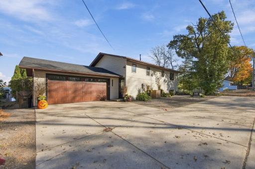 1437 Pulaski Road, Buffalo, MN 55313