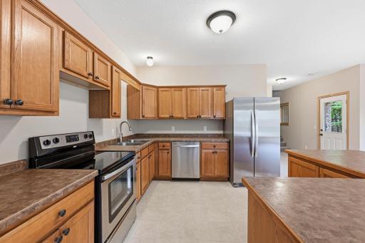 675 Sienna Drive, Watertown, MN 55388