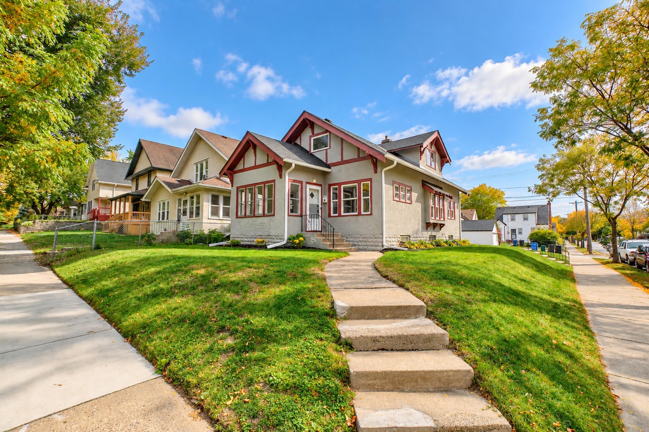 1355 Upton Avenue North-10.jpg