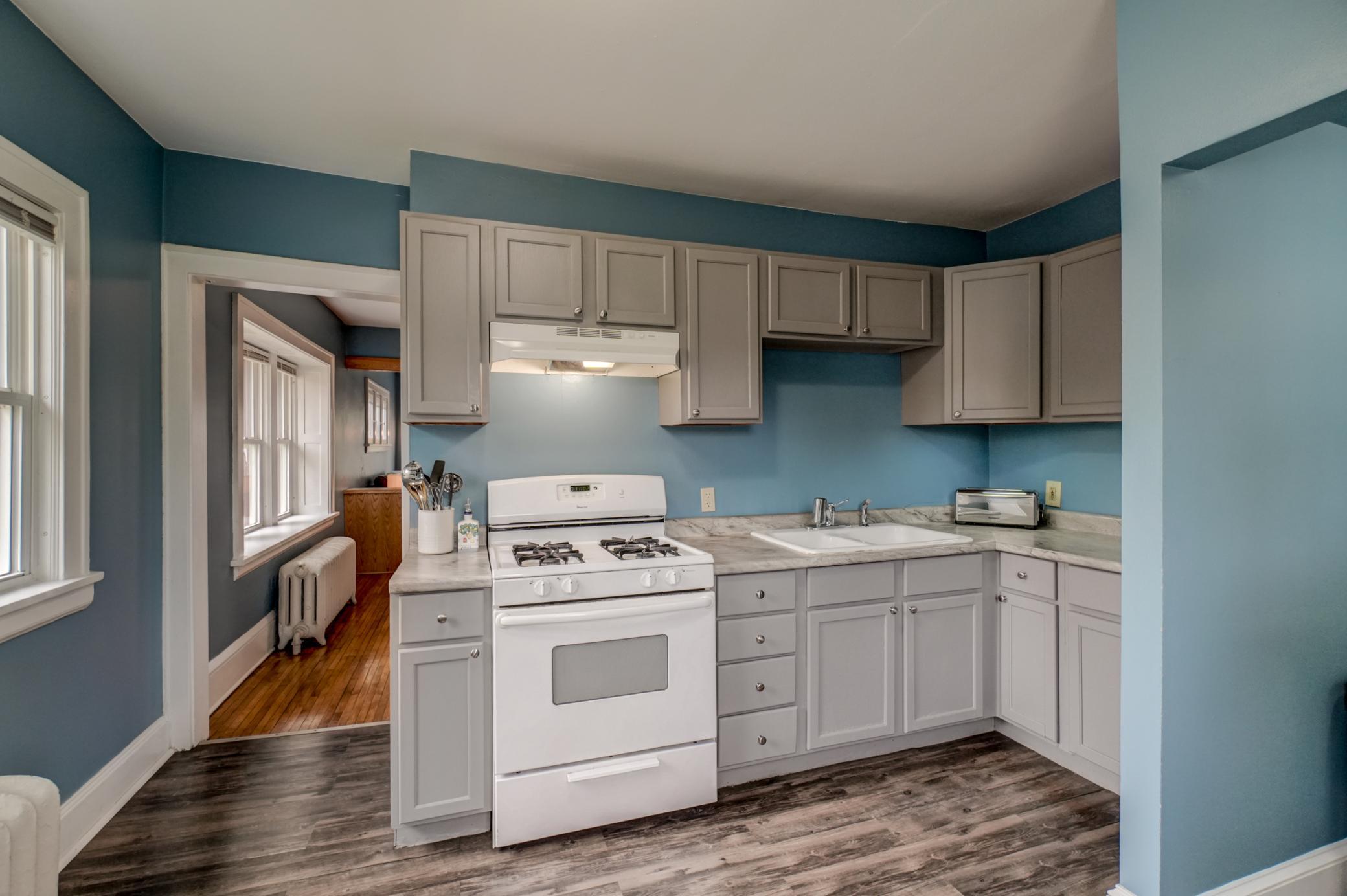 1355 Upton Avenue North-47.jpg