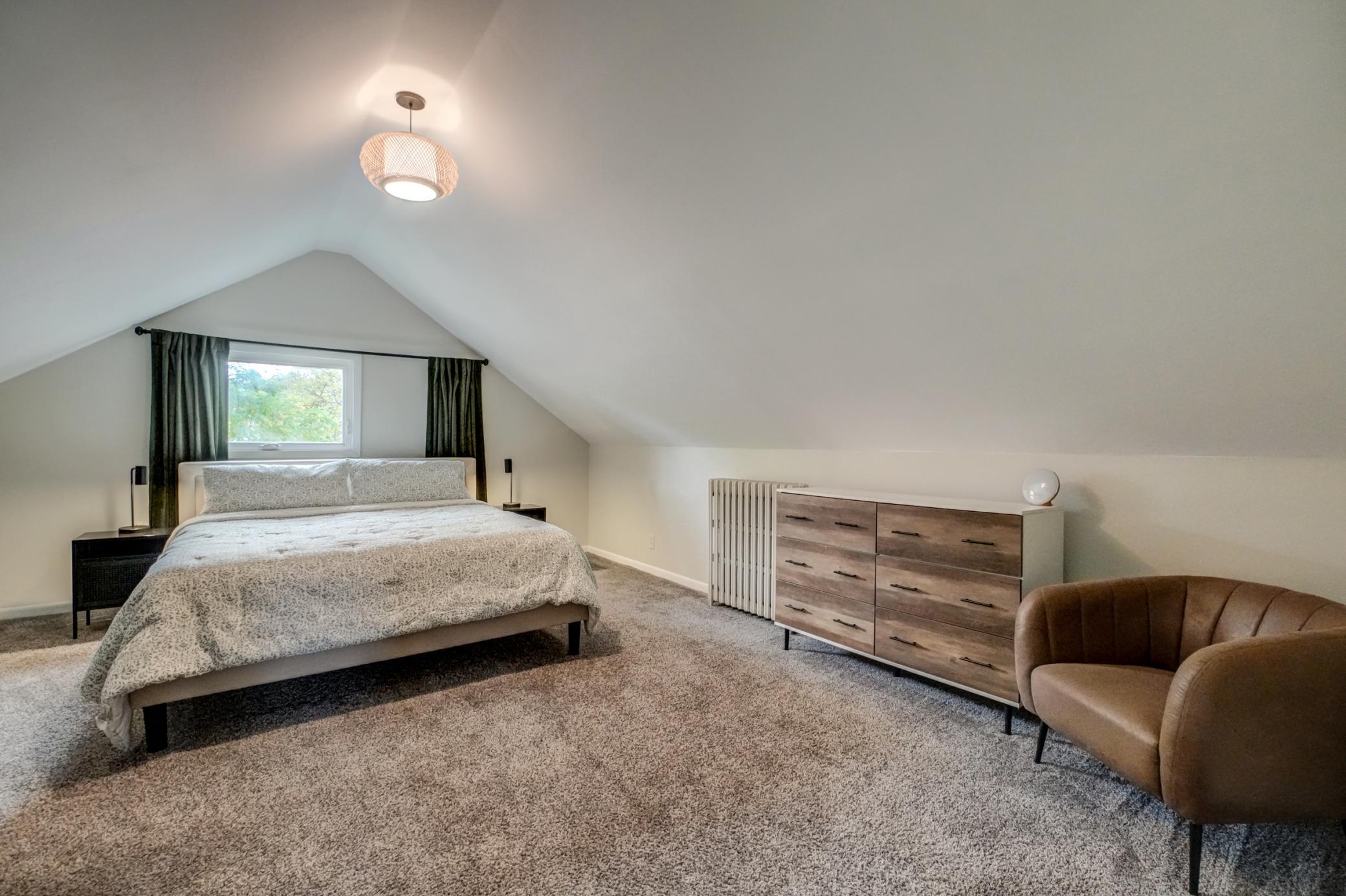 1355 Upton Avenue North-71.jpg