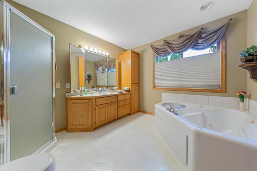 616 Obrien Parkway, Belle Plaine, MN 56011