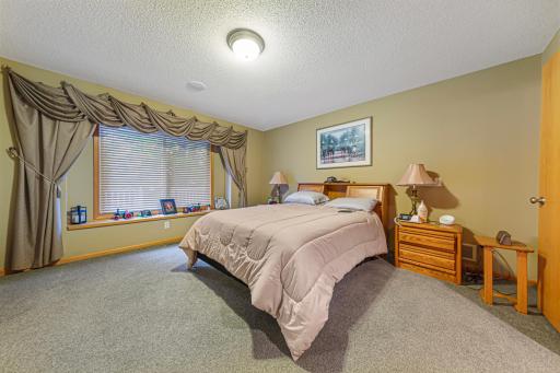 616 Obrien Parkway, Belle Plaine, MN 56011