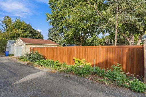 771 Ottawa Avenue, Saint Paul, MN 55107