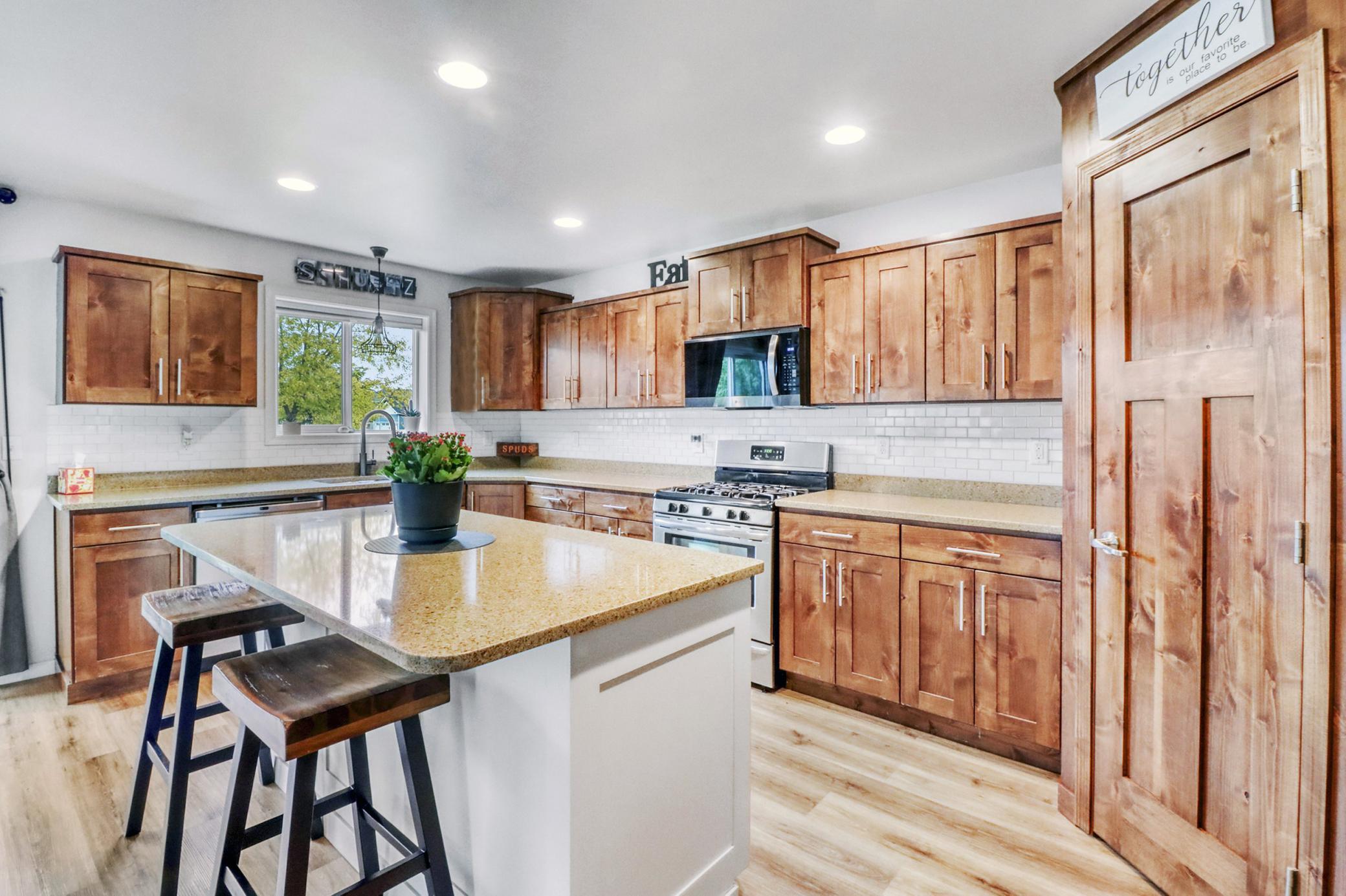 Kitchen1_3-3264.JPG