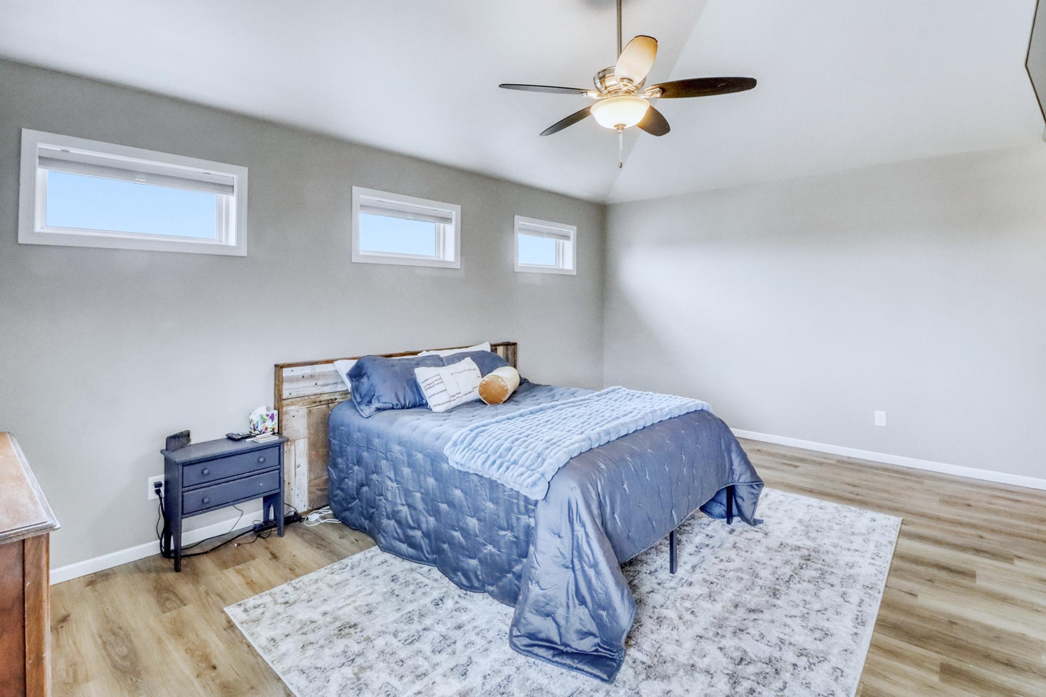 Primary Bedroom1_2-3264.JPG