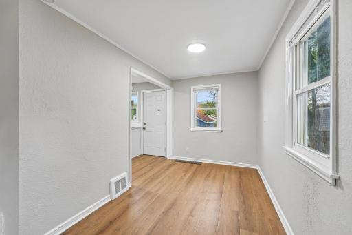5036 N 6th Street, Minneapolis, MN 55430