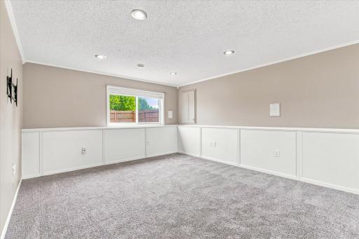 1655 10th Avenue SE, Cambridge, MN 55008