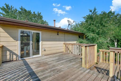4233 Braddock Trail, Eagan, MN 55123