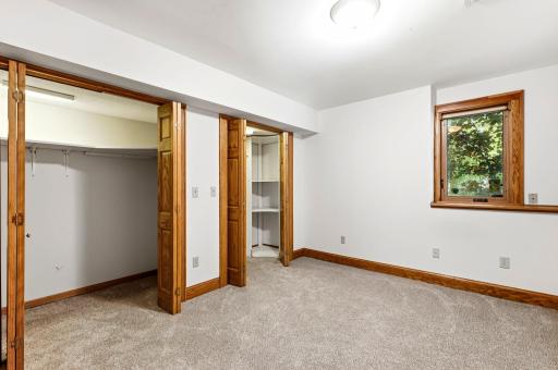8843 Blackoaks Lane N, Maple Grove, MN 55311