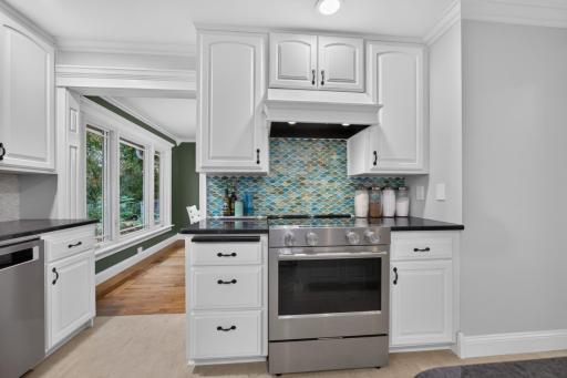 1424 Windsor Chase Drive SW, Rochester, MN 55902