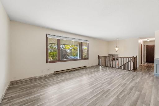 19583 71st Street NE, New London, MN 56273