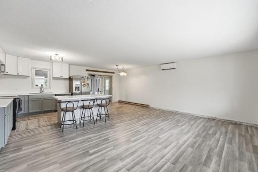 19583 71st Street NE, New London, MN 56273