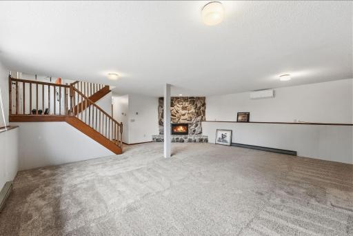 19583 71st Street NE, New London, MN 56273