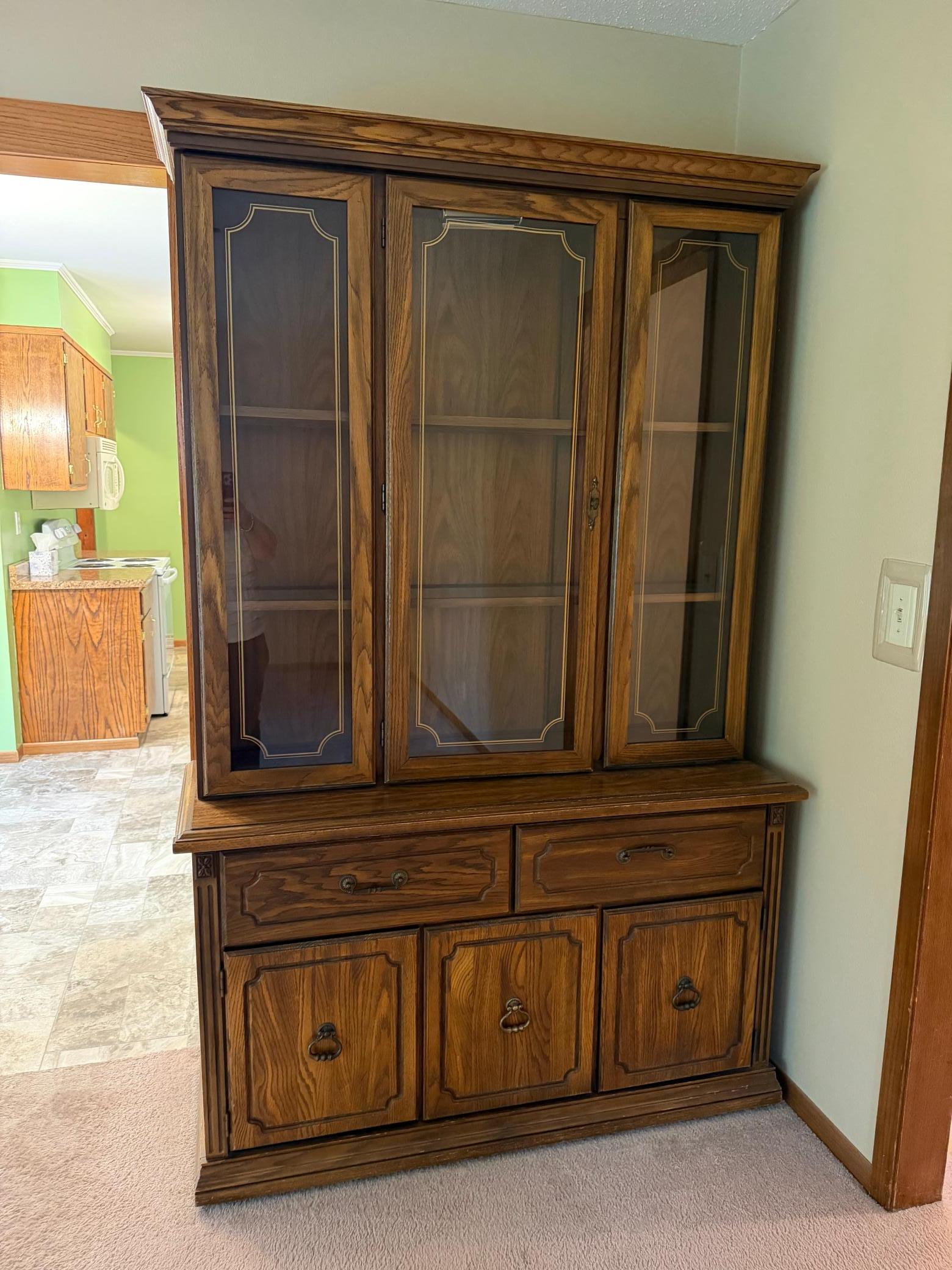 China hutch included if buyer wants