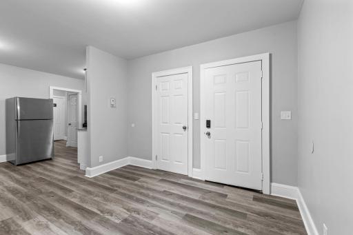 2204 Emerson Avenue N, Minneapolis, MN 55411