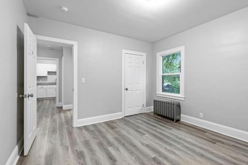 2204 Emerson Avenue N, Minneapolis, MN 55411
