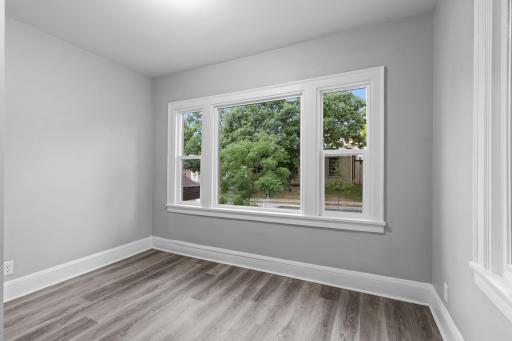 2204 Emerson Avenue N, Minneapolis, MN 55411