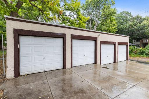 2204 Emerson Avenue N, Minneapolis, MN 55411